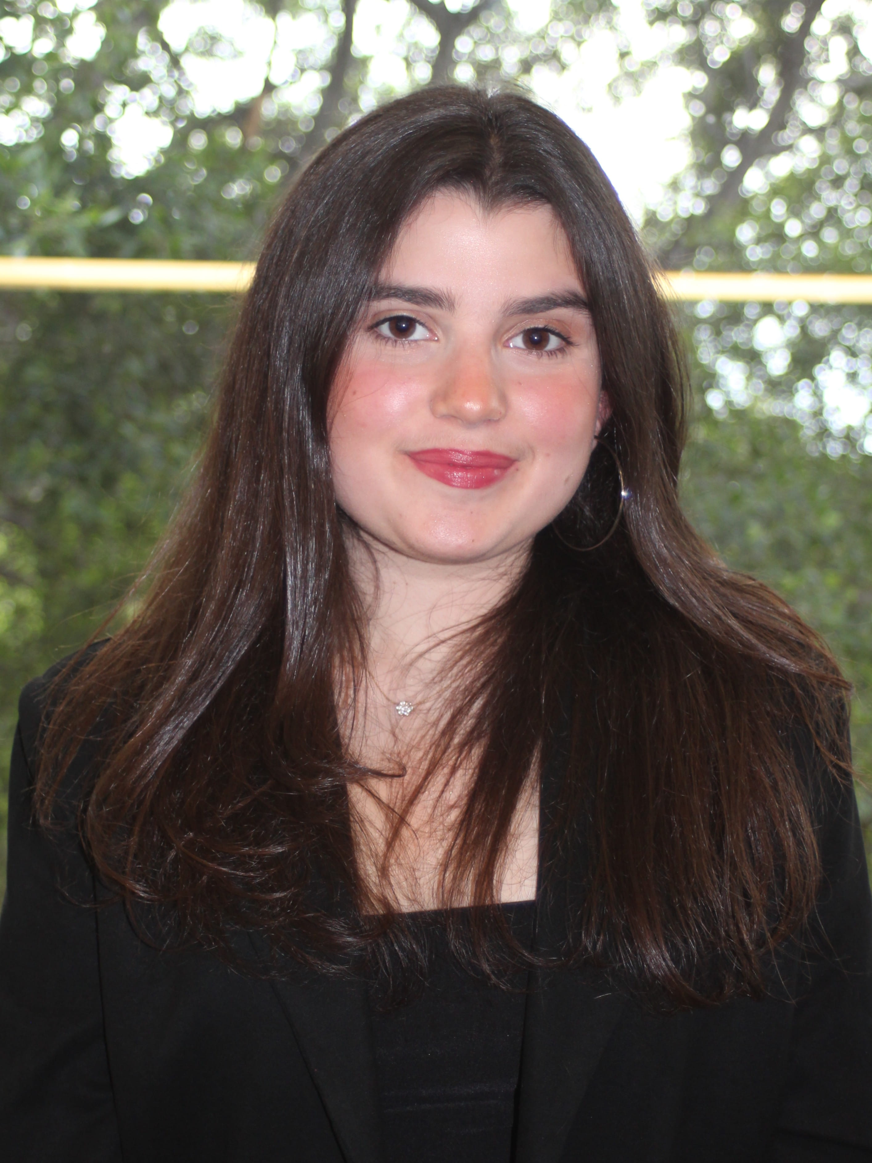 Tia Estepanian